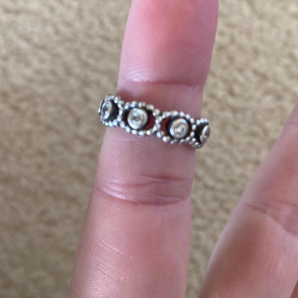 Pandora Ring. Size 5. Sterling Silver - Picture 2 of 2